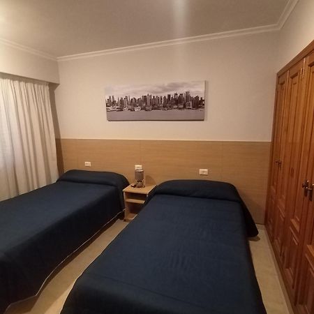 Hostal Cid Оуренсе Стая снимка