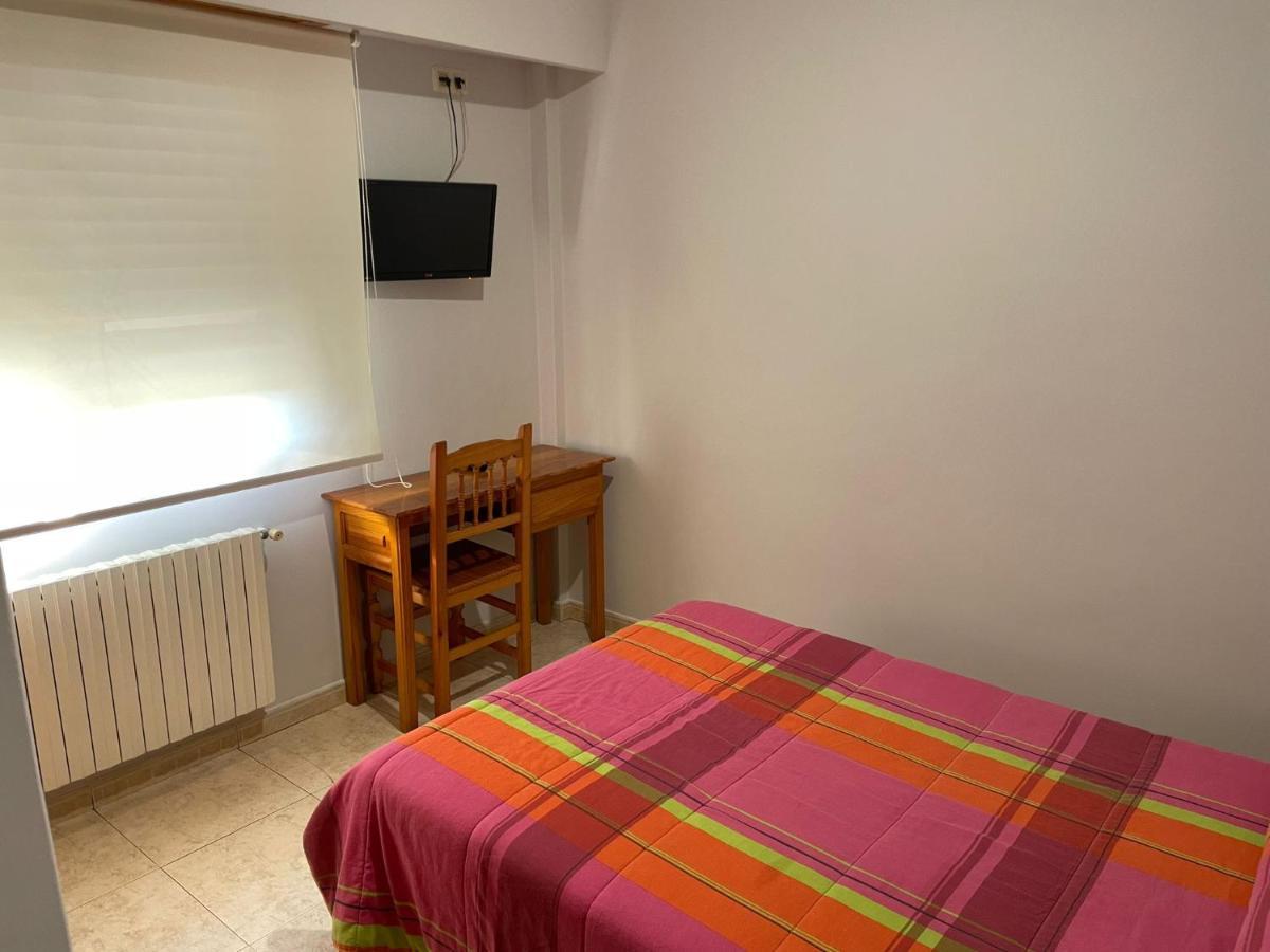 Hostal Cid Оуренсе Екстериор снимка